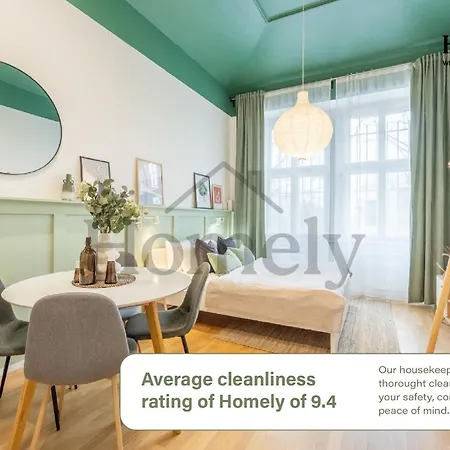 Homely I 48m2 I Elevator I Self Check-in Apartamento *