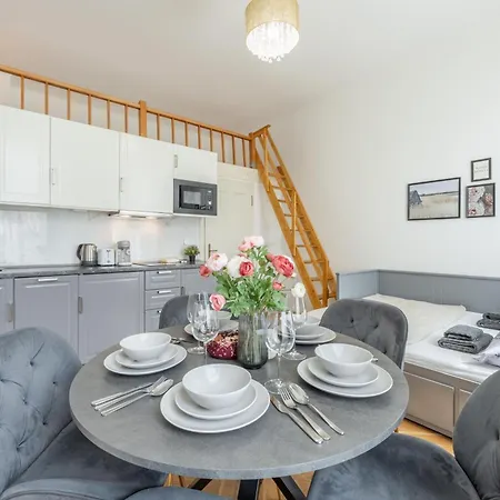 3 Bedroom In Old Town - 1 - Self Check-in Apartament *